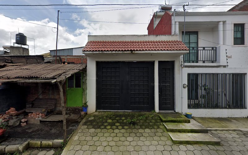 Negocio Cajas, Empaques Y Etiquetas De Michoacan Sas De Cv.