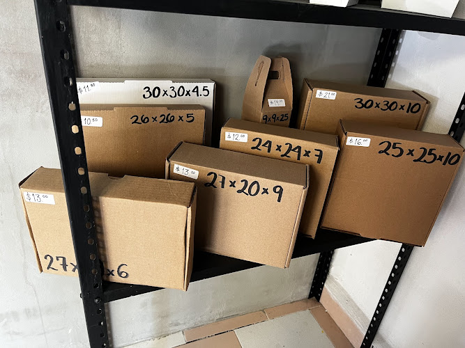 Negocio La Boxteria Cajas De Cartón Y Bolsas